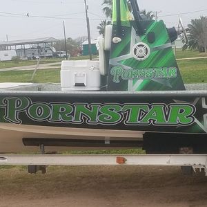 Meet your Posher, Johnny